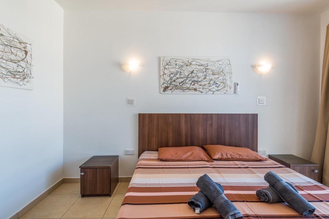 Seashells Apartments With Terrace, Just Off The Seafront In Bugibba - By Getawaysmalta San Pawl il-Baħar Eksteriør billede