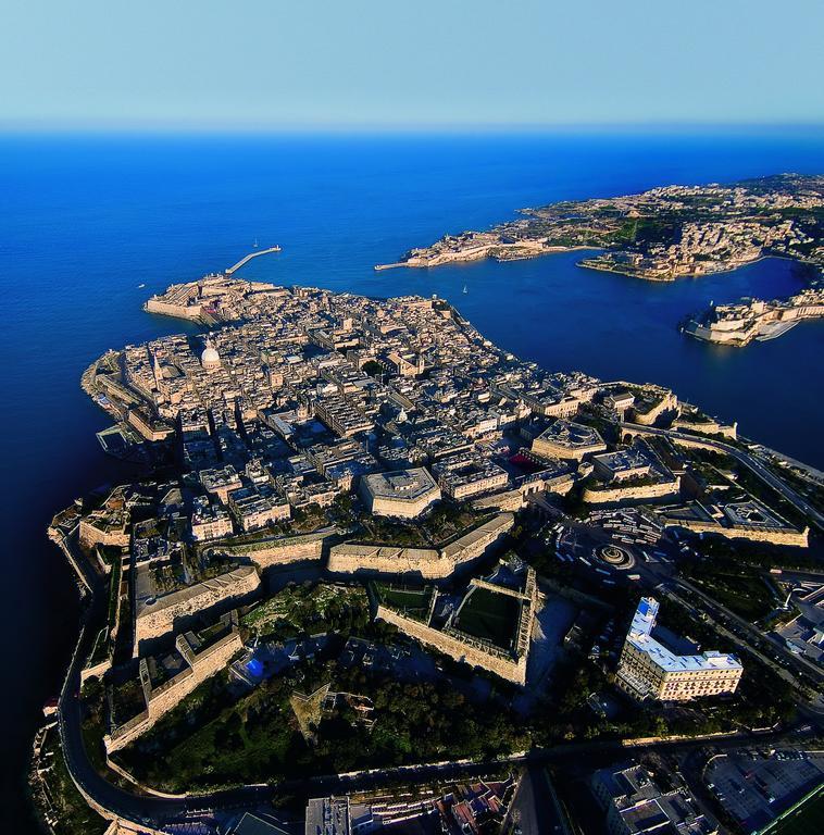 Seashells Apartments With Terrace, Just Off The Seafront In Bugibba - By Getawaysmalta San Pawl il-Baħar Værelse billede