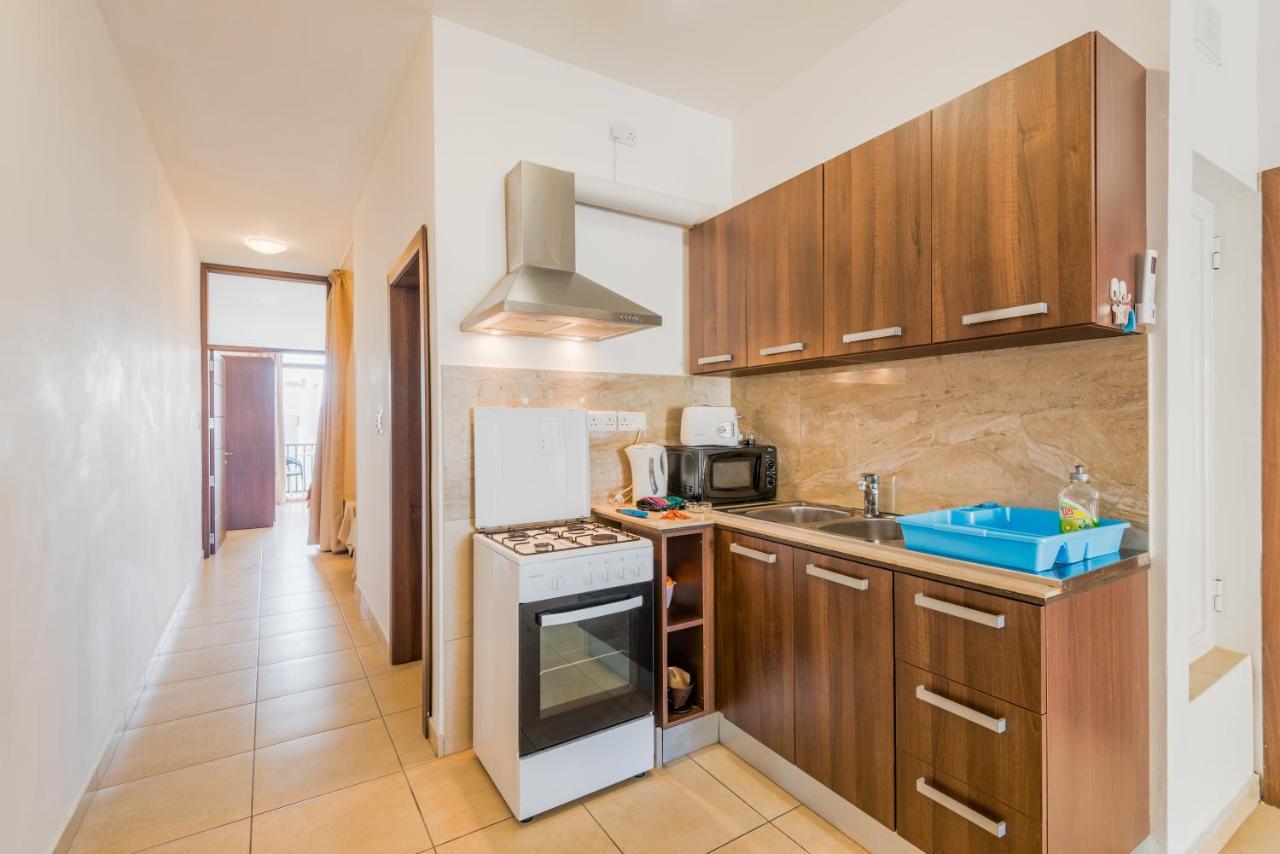 Seashells Apartments With Terrace, Just Off The Seafront In Bugibba - By Getawaysmalta San Pawl il-Baħar Eksteriør billede