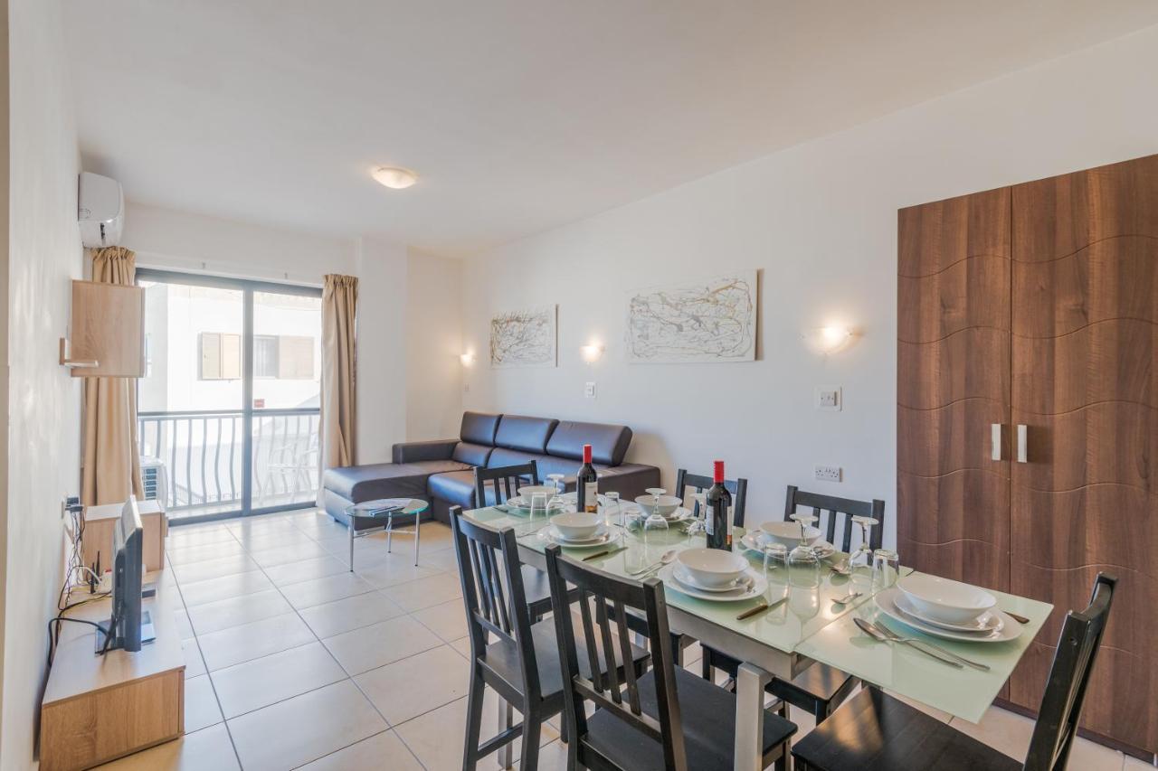 Seashells Apartments With Terrace, Just Off The Seafront In Bugibba - By Getawaysmalta San Pawl il-Baħar Eksteriør billede